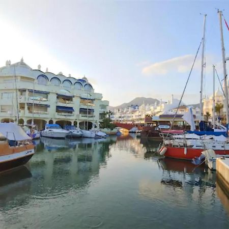 Benalmadena Beachfront Puerto Marina Sunrise 外观 照片
